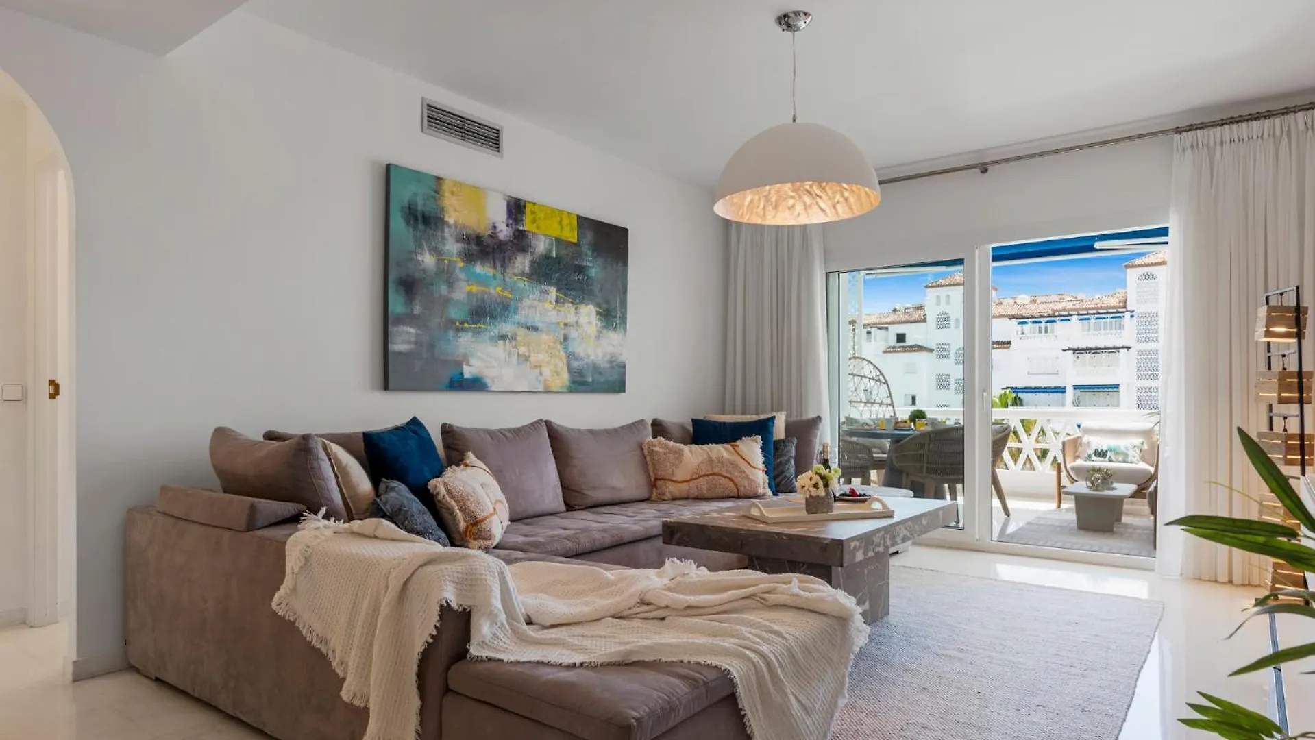 Appartement Moderno Y Luminoso Apartamento En Las Gaviotas- Puerto Banus Marbella Spanje